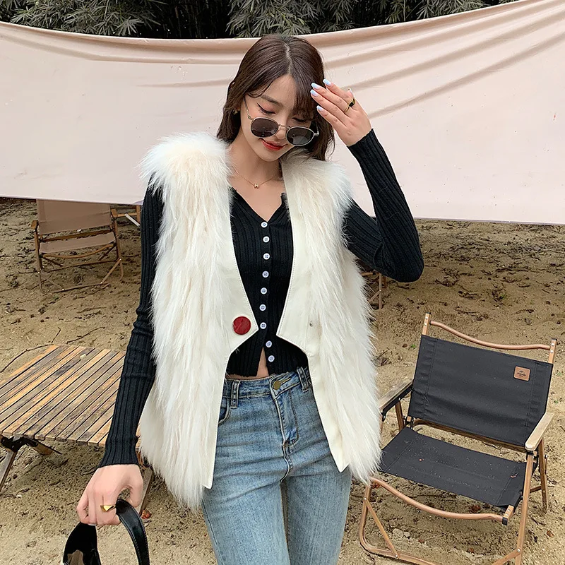 2023 New Real Raccoon Fur Strip Braided Vests Fashion Big Round Buckle Sleeveless Coats Jackets Plush Warm Thick Outerwear