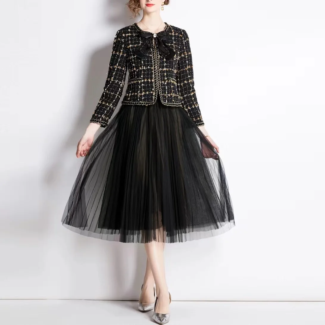 

New In Fashion Set Women's Autumn Winter Round Neck Single Breasted Plaid Thick Tweed Coat Plus High Waist A-line Mesh Skirt