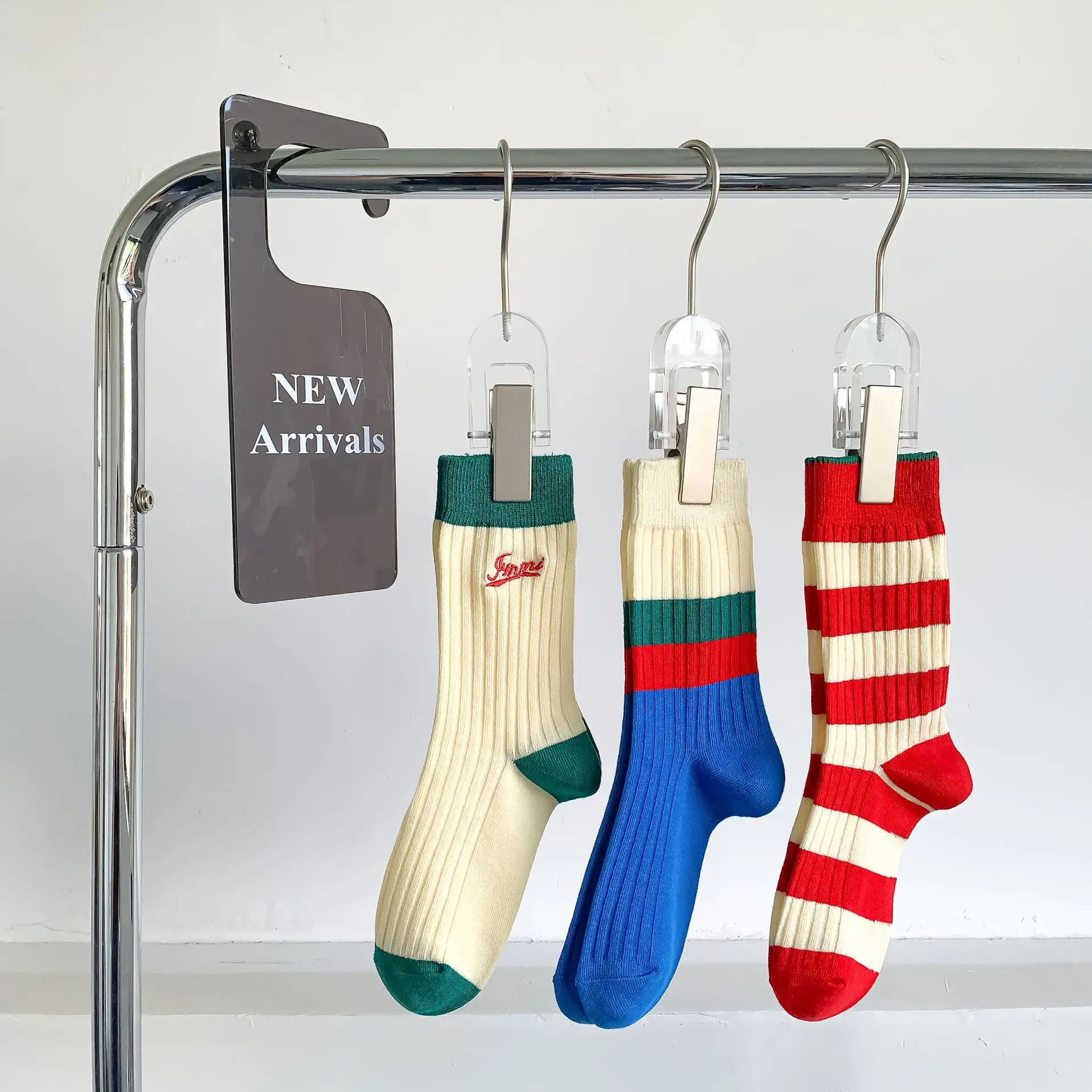 

Носки женские в Корейском стиле, хлопковые Дышащие длинные носки с вышивкой, в красно-белую полоску, с цветами, для девушек, осень