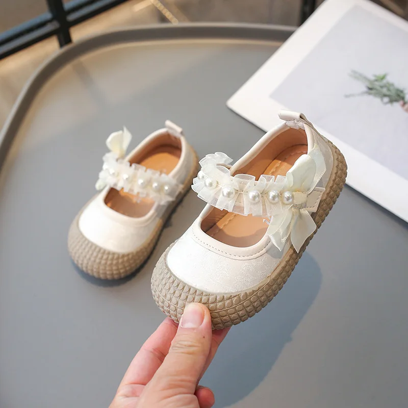 Школьная обувь для девочек Jogerli осень 2023 новые мини-мокасины с вышивкой мягкая