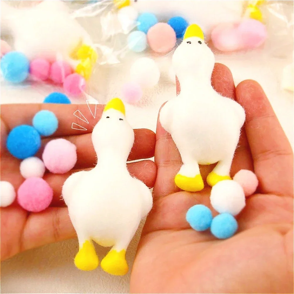 Игрушка-щипцы кошачьей лапы