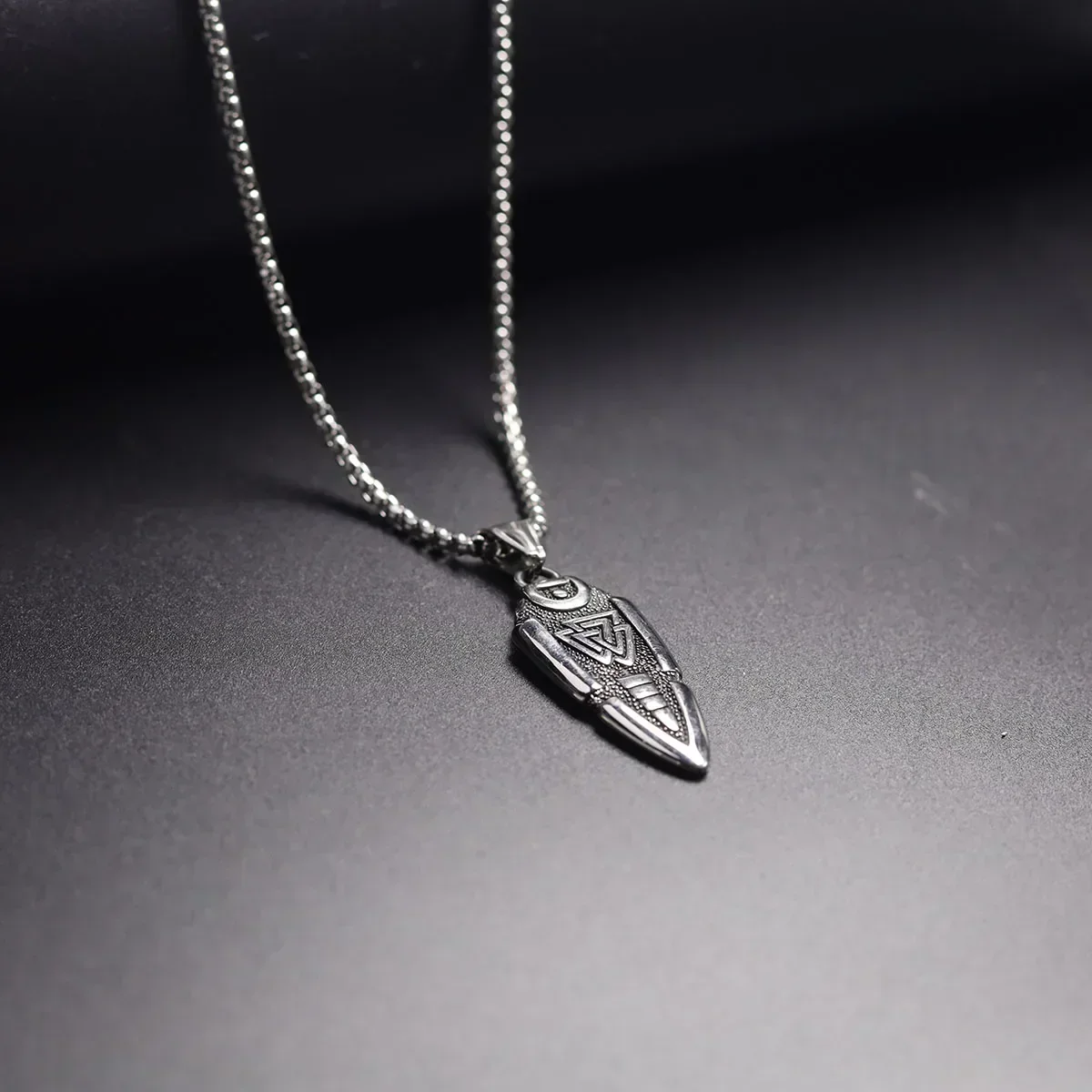 Ожерелье с подвеской в виде головы коленя викингов для мужчин нержавеющая сталь