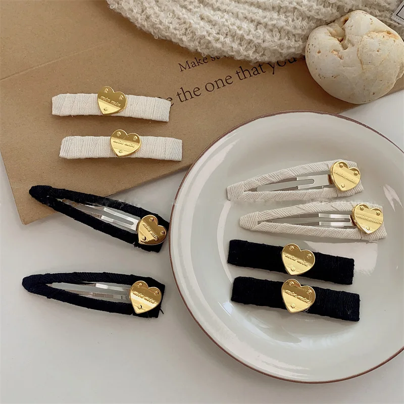

Korean Gold Letter Heart Fabric BB Hairpin for Women New Fashion Sweet Side Hair Clip Accessories Gift Ornament Barrettes 2023