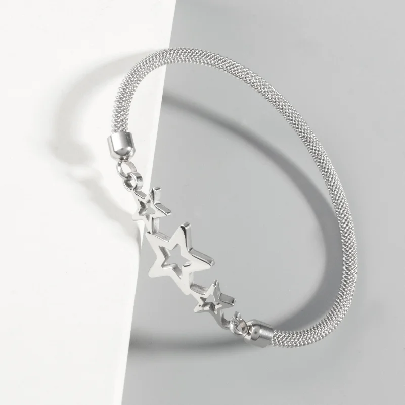 Браслет для женщин из нержавеющей стали с пентаграммой или узором дерева жизни на крючке.