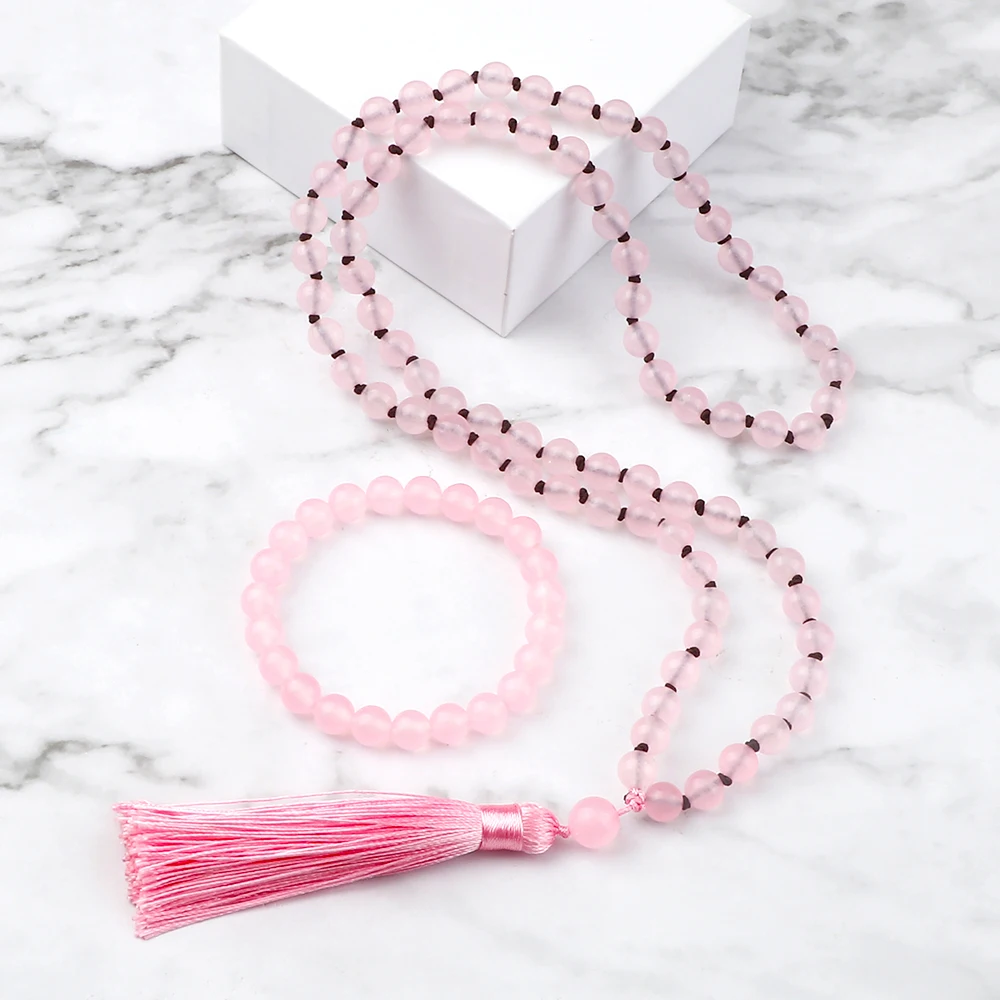 Комплект из ожерелья и браслета с розовой кисточкой 8 мм |