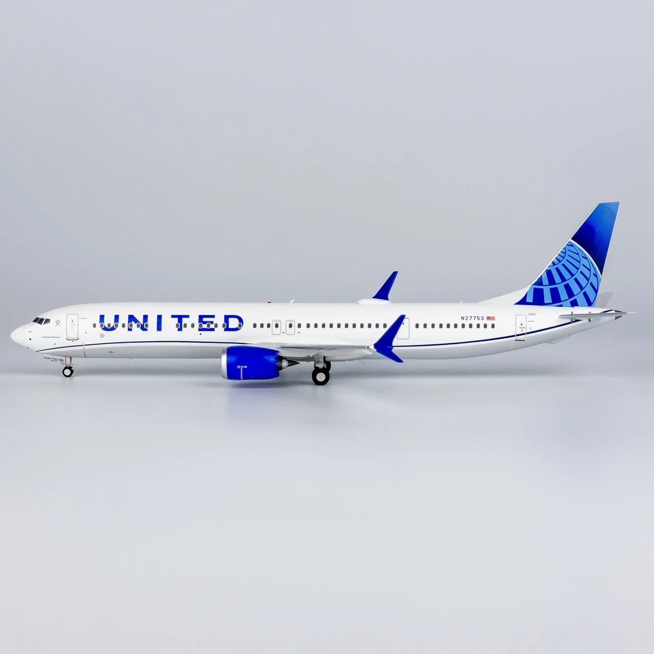 Коллекционный самолет из сплава 95001 подарочная модель NG 1:200 United Airlines StarAlliance Boeing B737