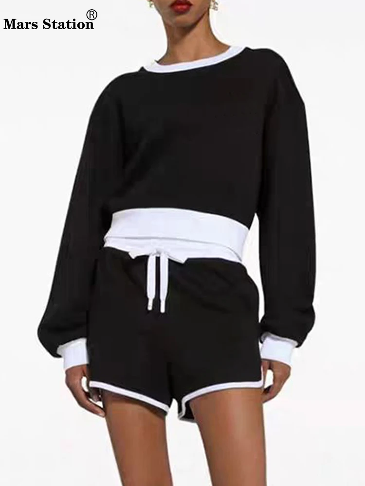 Женский спортивный комплект из двух предметов короткий вязаный пуловер и шорты с