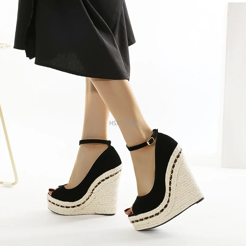 

Женские однотонные босоножки на танкетке, туфли-лодочки с ремешком на щиколотке и открытым носком, на платформе, размеры 41 42, 2022