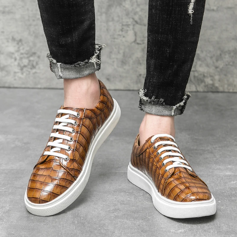 Новые модные и повседневные мужские кроссовки в минималистичном стиле Офисная