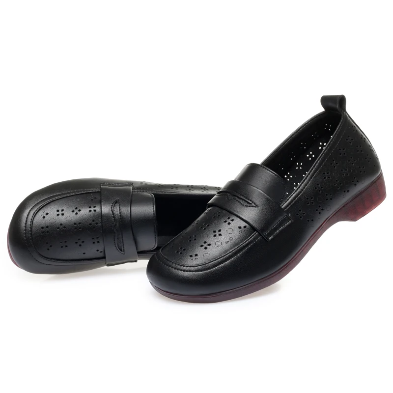 DIMANYU Openwork Shoes Women Genuine Leather 2023 New Women's Summer Shoes Hole Large Size 41 42 43 Mom Shoes