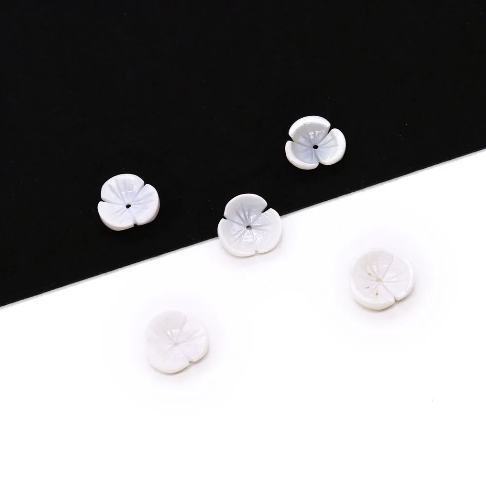 

Natural Freshwater Shell Carving Three Petal Flower Pendant for Making Fashion Boutique DIY Ladies Necklace Earrings Jewelry