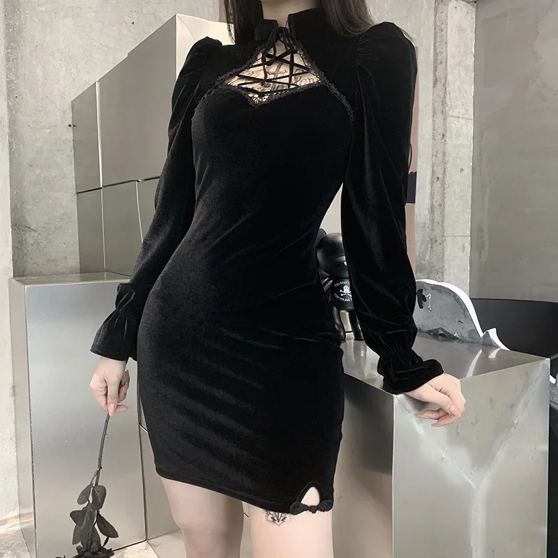 Купи Anbenser Goth Dark Romantic Gothic Velvet Victorian Dress Vintage Women Black Bandage Slithem Bodycon Dress Sexy Evening Dress за 1,365 рублей в магазине AliExpress