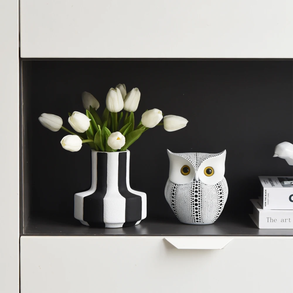 

Black and White Striped Ceramic Vase Coffee Table Decorations Home Decor