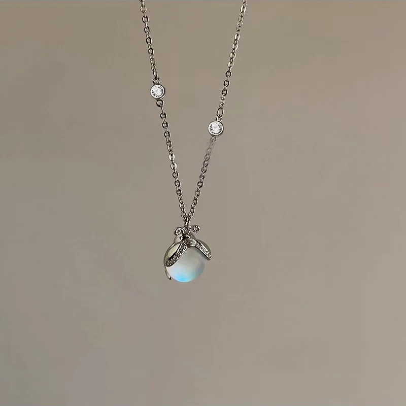 

Fashion Moonstone Firefly Pendant Necklace Choker 2023 New Korean Zircon Exquisite Glowworm Necklace for Women Girls Jewelry