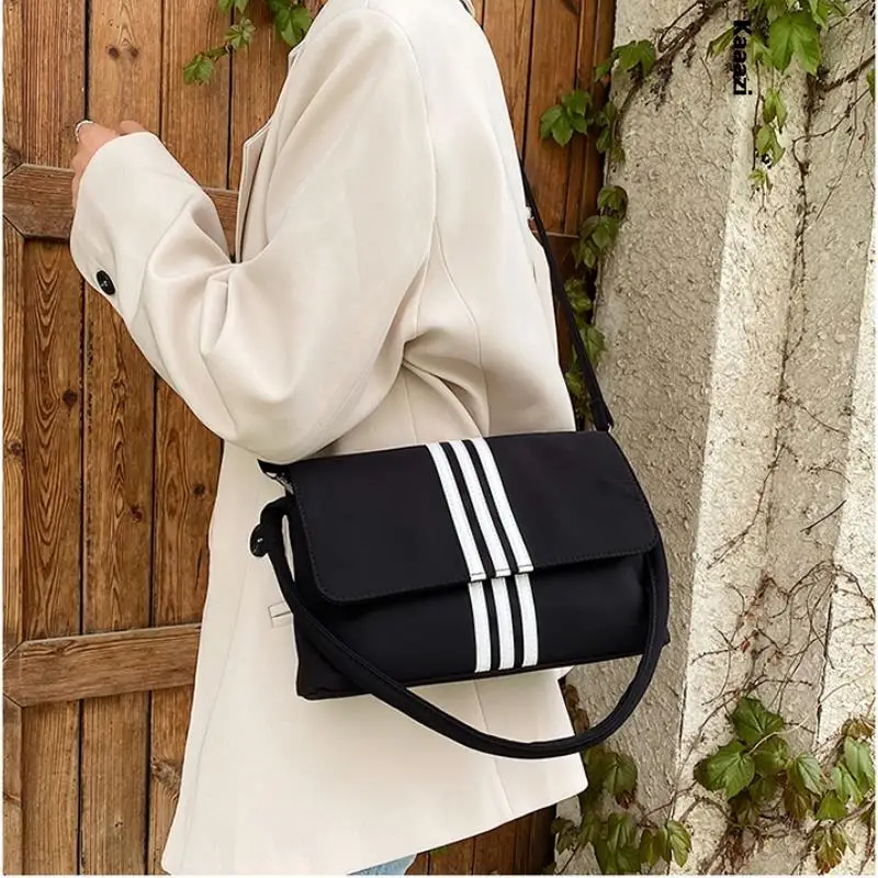 

Сумка через плечо средней длины, черные роскошные женские нейлоновые сумки на плечо, кожаные дизайнерские сумки, универсальные школьные су...