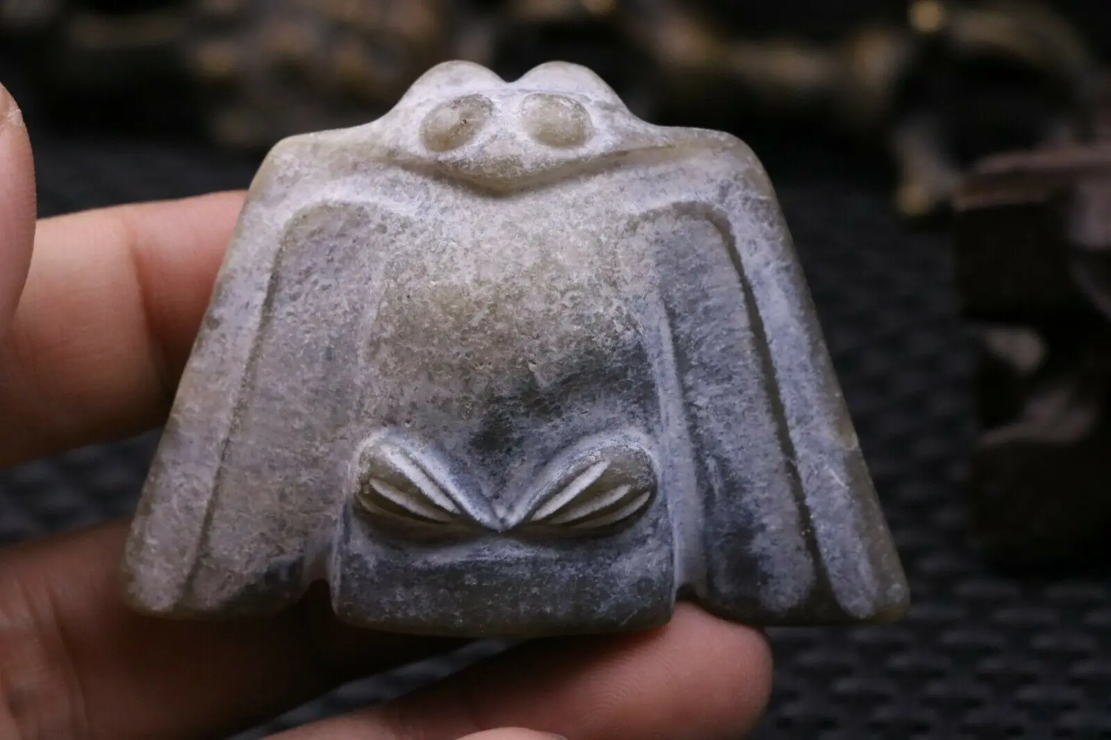 

Neolithic Hongshan Culture Old Jade Eagle Bird of Freedom Totem Carving Amulet Timestown 20201128A