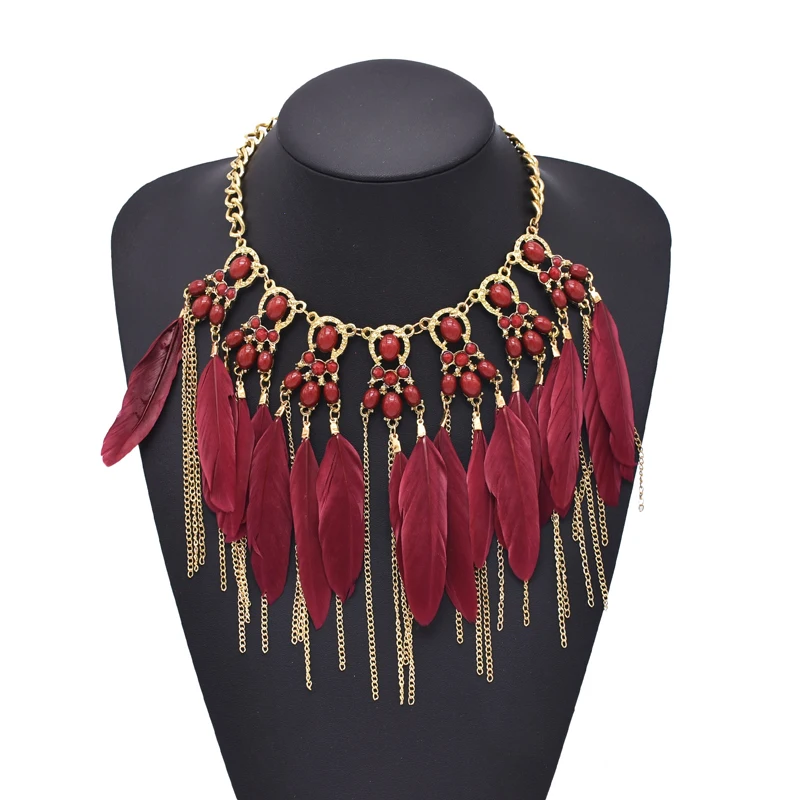 Ожерелье в богемном стиле цепочка с перьями кисточка акриловая маленькая