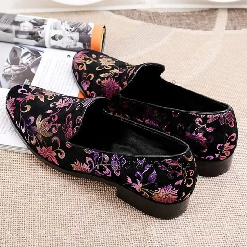 Рисунок 3 - Лоферы мужские с цветочной вышивкой