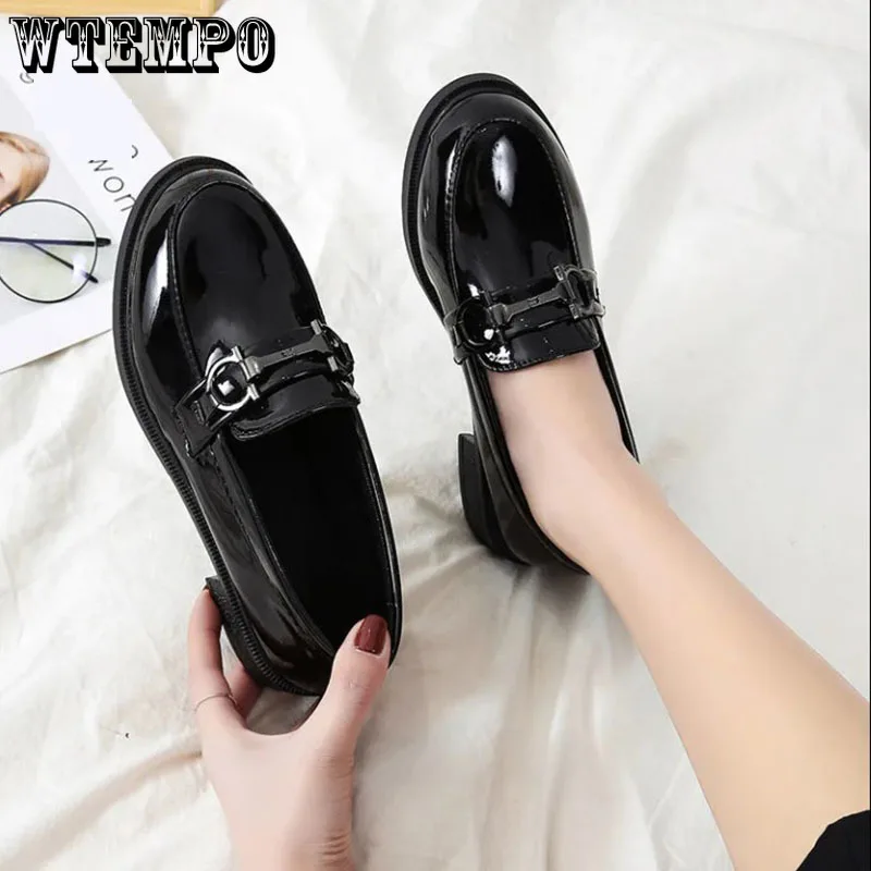 

Black Glossy Loafer Women's British Style Leather Shoes Shallow Slip-on Thick Sole Korean Fashion Preppy Style Casual Commuting