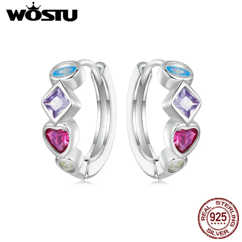 Женские серьги-кольца из серебра 925 пробы с радужными кристаллами