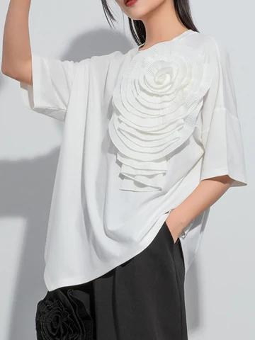 Асимметричная свободная футболка XITAO, однотонный летний женский топ с круглым вырезом, коротким рукавом и трехмерными декоративными цветами LYD1778