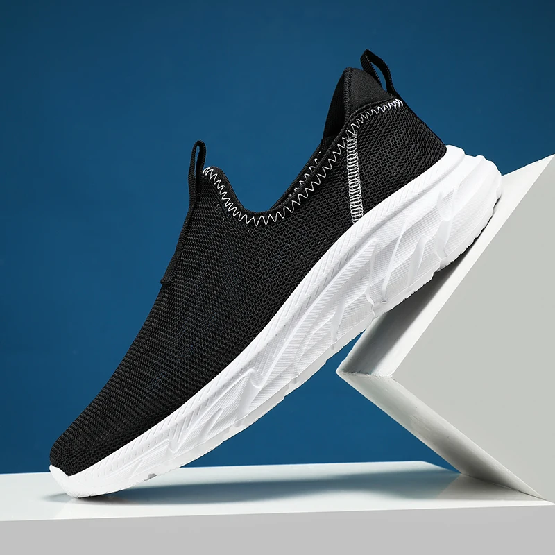 Outdoor Super Light Men Sneakers Fashion Breathable Running Sport Shoes Quality Slip-on Male Athletic Footwear Plus Size 39-49