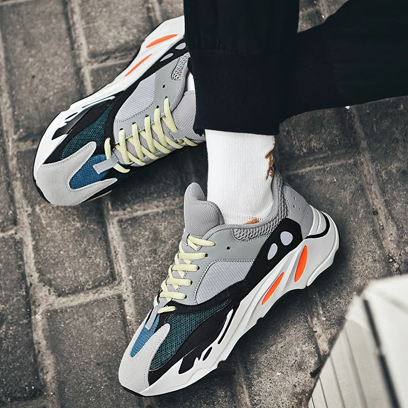 

Shoes for Men and Women Fashion Chunky Cushioning Sneakers Casual Luminous Noctilucent Comfortable Thick Sole Platform Wholesale