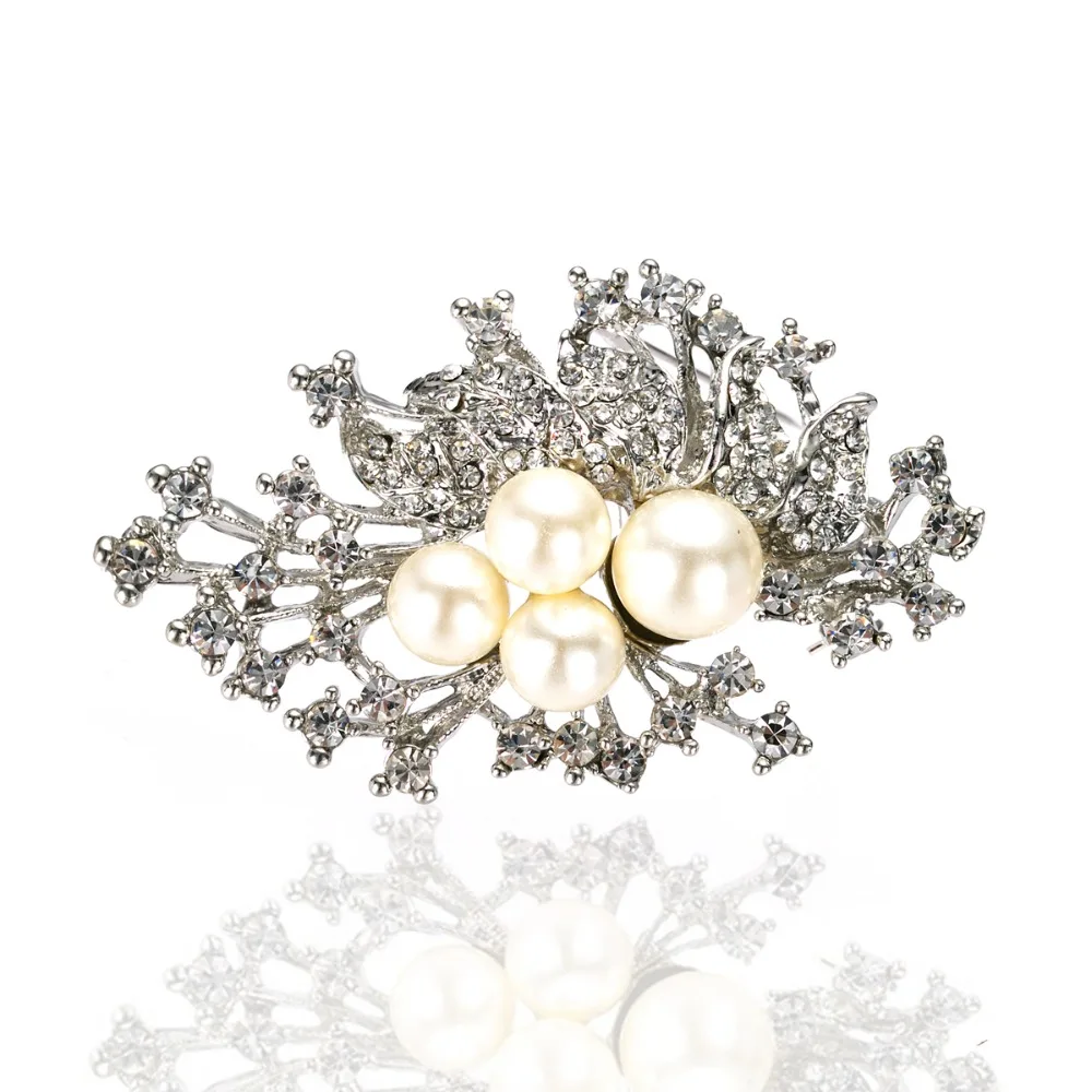 

Цвет родиевого серебра, прозрачный горный хрусталь, большой лук, искусственный жемчуг