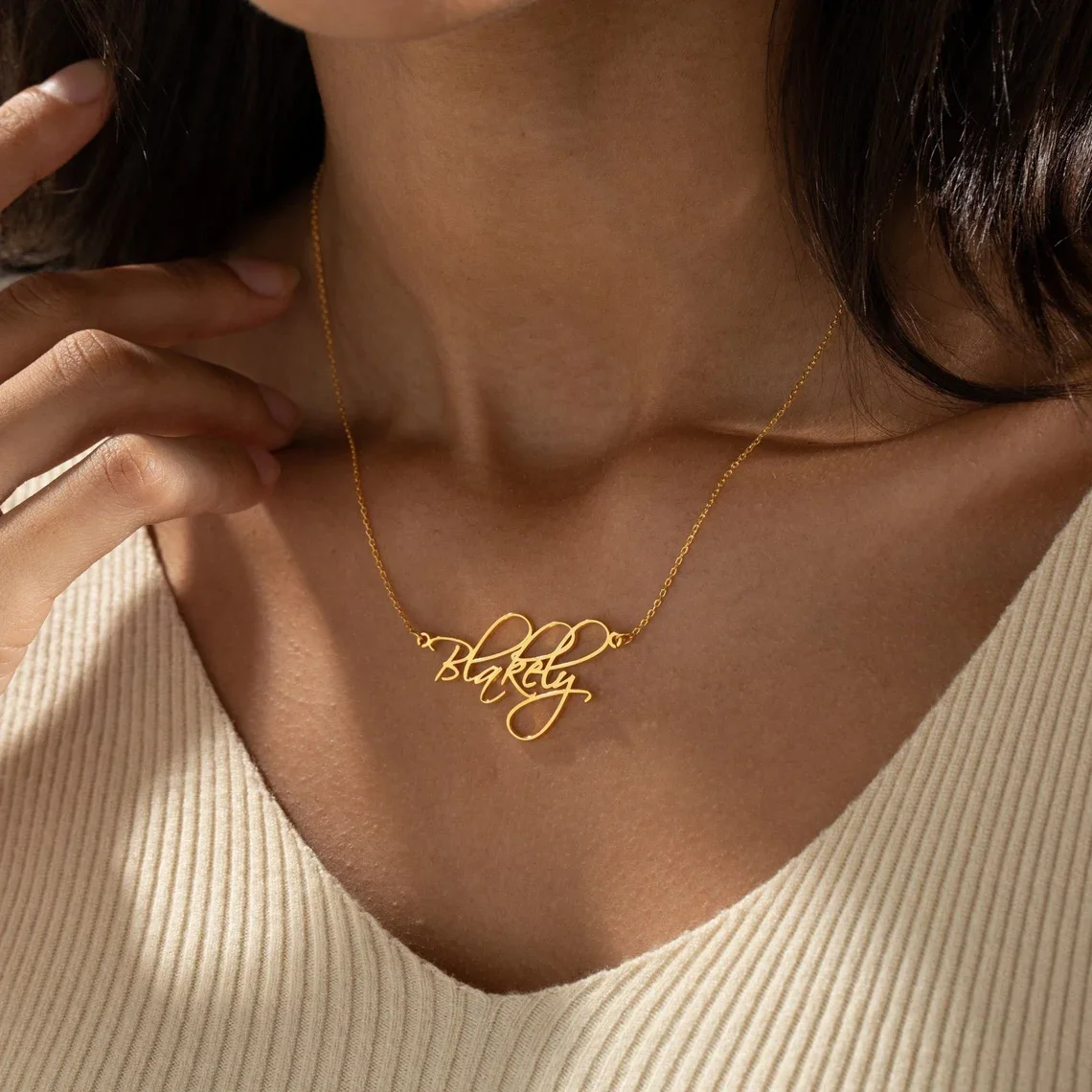 Stainless Steel Name Necklace Customized Fashion Personalized Letter Gold Color Choker Necklace Pendant Nameplate Gift