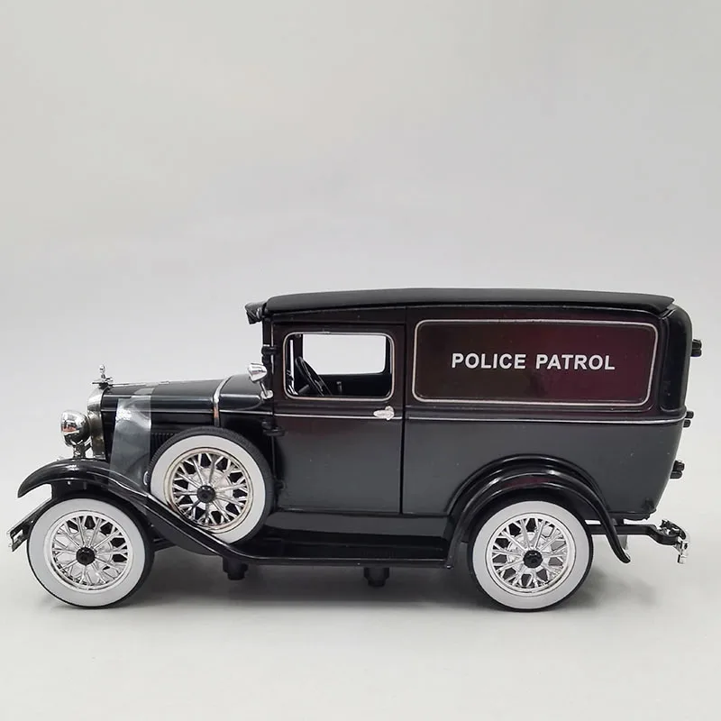 

Литая 1:18 панель Ford 1931, модель автомобиля из сплава, коллекционная металлическая Игрушечная машина, подарок, сувенирные украшения, дисплей