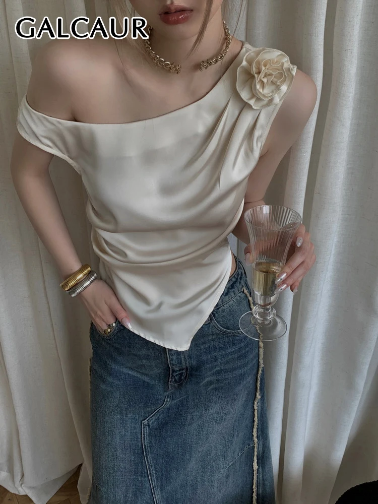 

GALCAUR лоскутный Цветочный Топ для женщин с диагональным воротником с открытыми плечами со складками однотонный асимметричный подол Повседн...