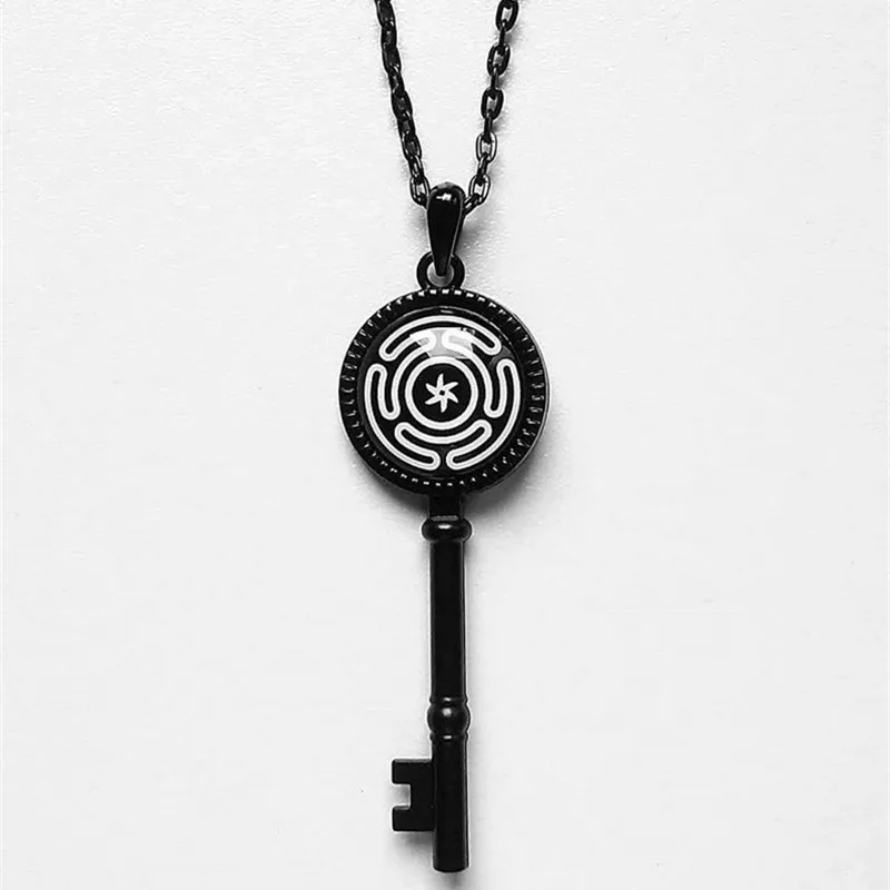 

Classic Solomon Magic Array Necklace Black Metal Key Pendant Necklace Fashion Witch Jewelry Men's and Women's Amulet Jewelry