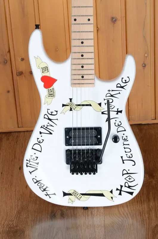 

Warren Demartinni Frenchie San Dimas White ST Electric Guitar Black Floyd Rose Tremolo Tailpiece, Humbucker Single Coil Pickup
