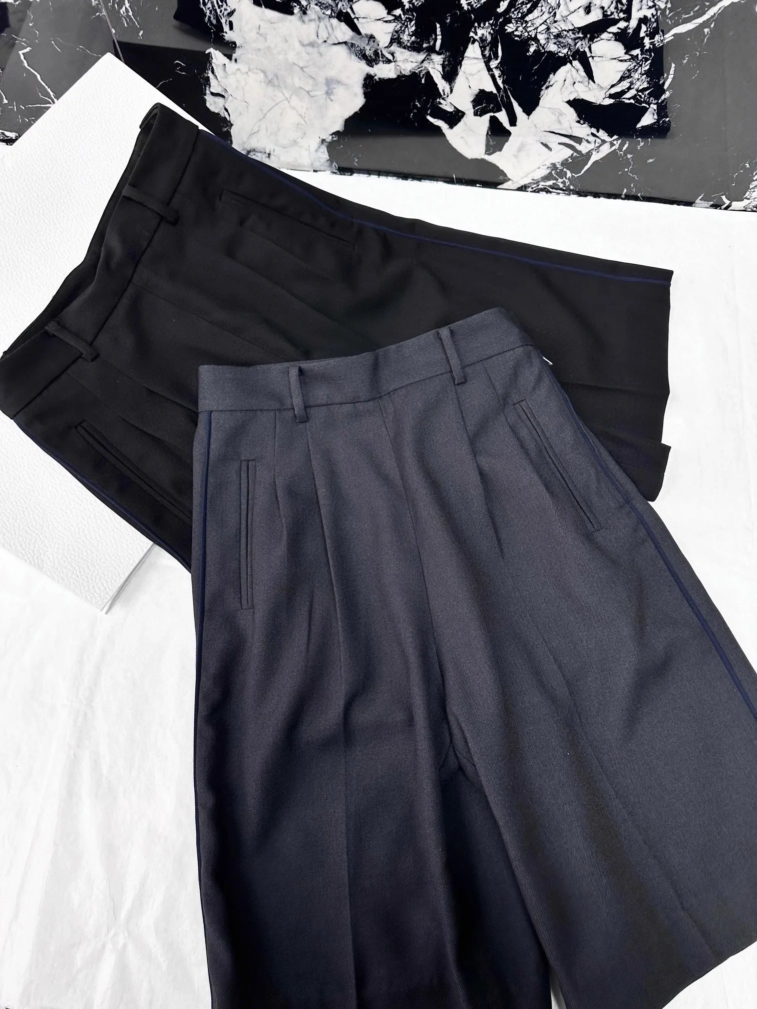 Рисунок 5 - Женские шифоновые шорты с завышенной талией