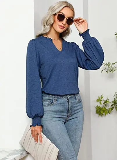 

Женская футболка с длинным рукавом, V-образным вырезом и деревянными ушками