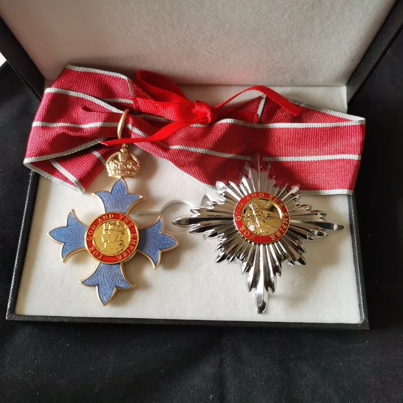 

Набор медалей британского рыцарства