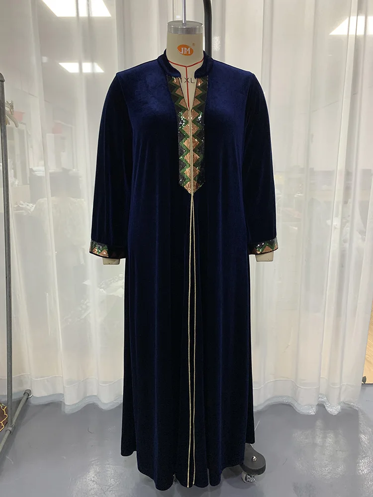 Рисунок 6 - Женское платье-макси с длинным рукавом