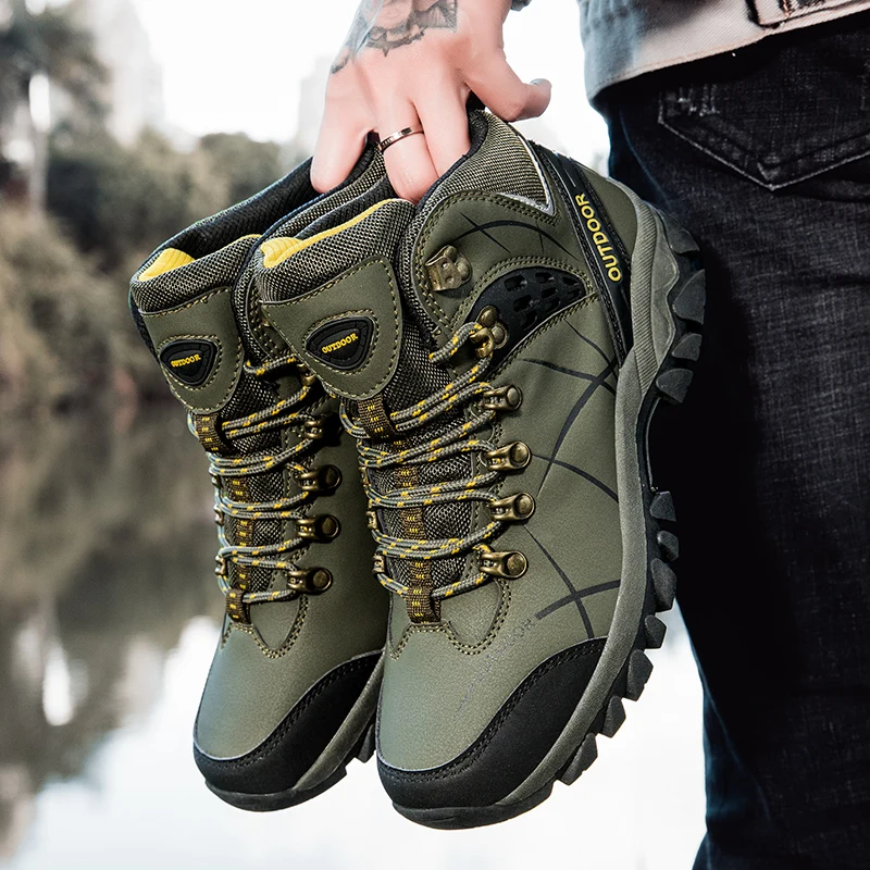 R.xjian New Style Couple Outdoor High Top Mountaineering Locomotive Breathable Leisure Anti Slip  Wear Resistant Low Shoes