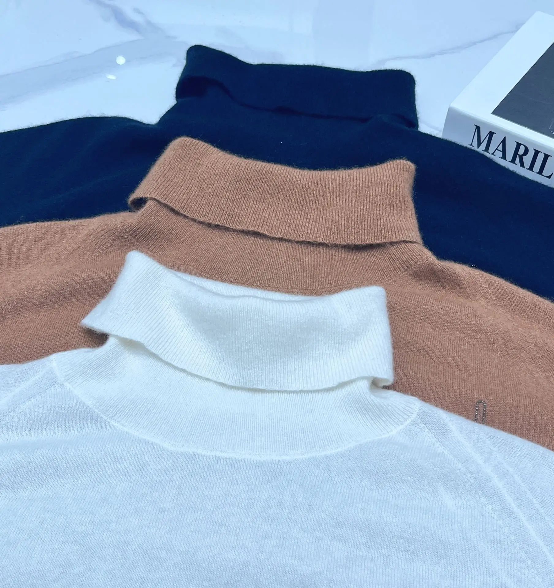 Рисунок 6 - Женский кашемировый свитер с высоким