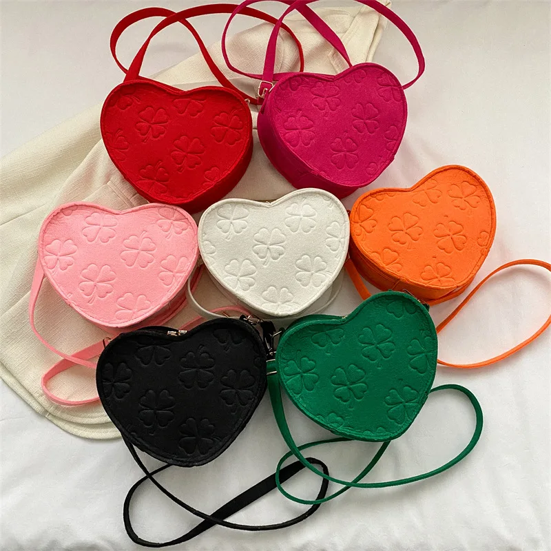 

Fashion Love Heart Shape Shoulder Bag Small Handbags Designer Crossbody Bags for Women Solid Felt Handle Bag