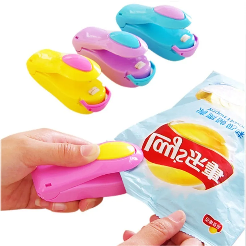

Light Electric Mini Sealing Machine Handheld Holder Heating Snack Sealing Machine Sealed Packaging Plastic Bag Sealed Food Bag