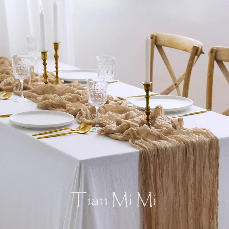 Полупрозрачная марлевая настольная дорожка коричневая для десертов обеденная