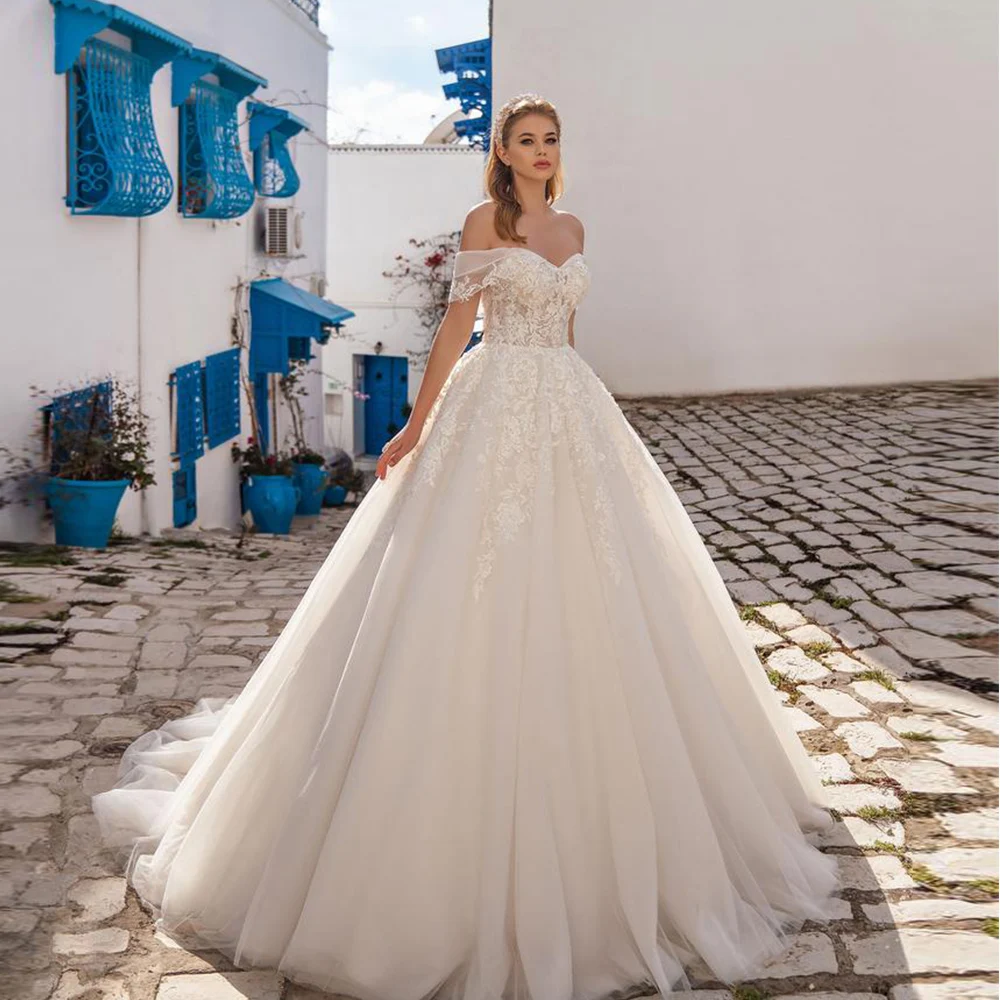 

Exquisite Wedding Dresses Lace Applique Sweetheart Sweep Train A-Line Bride Gowns Off The Shoulder Backless Vestido De Noiva