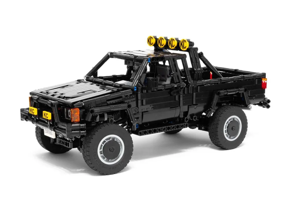 Moc 2024-1985 4x4 SR5 Xtracab Грузовик Инженерная машина Строительные блоки Креативные