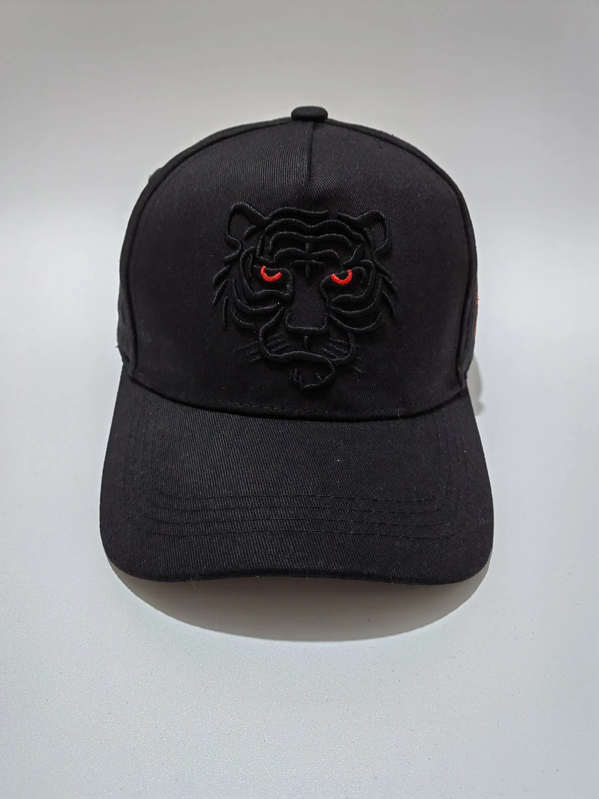 Retro Baseball Cap For Men And Women Fashion Washed Cotton Tiger Head Embroidery Snapback Hat Spring Summe Sun Visor Cap Lover