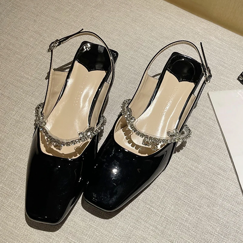 

Fashion Sandals Ladies Slippers Luxury Rhinestones Women Summer Casual Slides Square Toe 2022 Female Shoes Outside Low Heels