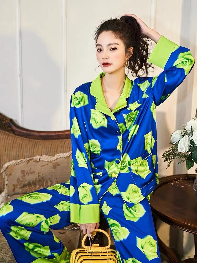 2022 new green rose high-end ice silk long-sleeved pajamas set  two piece set summer pajama set women