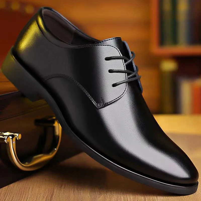 

Классические мужские классические туфли, модные туфли дерби на шнуровке с острым носком, лоферы в британском стиле на маленьком каблуке, мужские деловые кожаные туфли для церемоний
