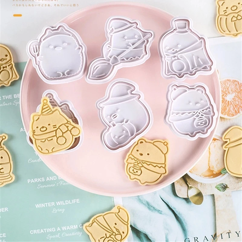 

3Pcs/Set Cookie Stamp Biscuit Mold 3D Plunger Halloween Christmas Biscuit Cutters DIY Baking Moulds Xmas Baking Cake Tool Supply