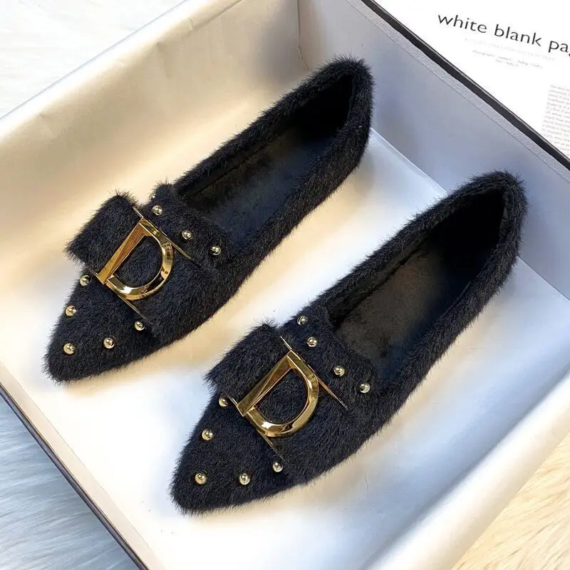 

2022 Autumn and Winter New Fashion Joker Women's Mao Mao Shoes, Bean Shoes and Velvet Padded One Pedal Warm Cotton Shoes.